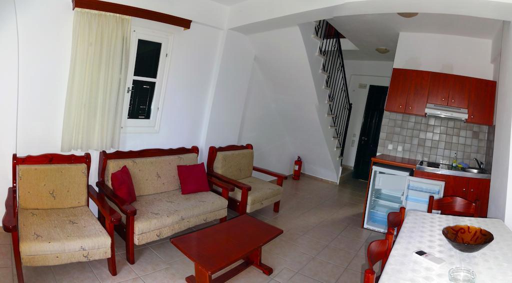 Iriana Village Inn Stavros  Habitación foto